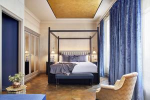 Junior Suite room in Hotel Daniel Paris