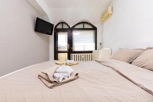 Spacious 2 Bedroom Maisonette in City Centre