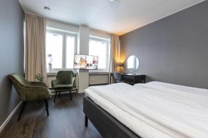 Large Double or Twin Room room in Hotel Victoria