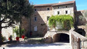 Maisons de vacances Gites Mas de la Musardiere : photos des chambres