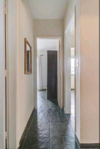 Apto Enseada Guarujá 900m praia