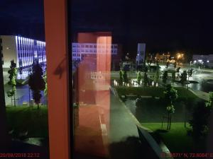 Quiet Central Apartament -Balcony&View