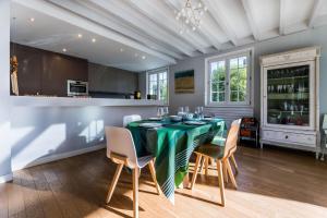 Villas LAKEVIEW KEYWEEK Villa with Pool Garden and Terrace in Biarritz : photos des chambres