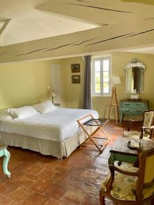 B&B / Chambres d'hotes Chateau le Bouis : photos des chambres