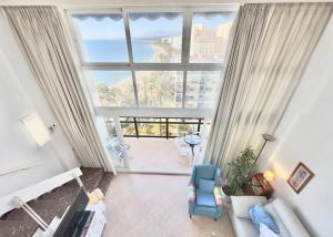 Skol 609 - Duplex 1 Bedroom in Skol Marbella with Amazing Sea Views.