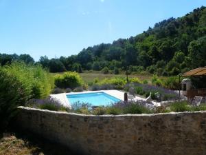 Villas LS2-111 Ancien moulin piscine chauffee, tres jolie vue sur Ansouis Luberon 10 personnes : photos des chambres