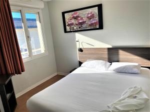 Superior Apartment (1-2 Adults) room in ApartHotel Sainte-Marthe