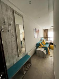 Milmari Golden N LUX 62