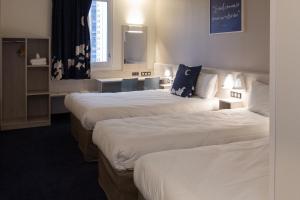 Hotels ACE Hotel Lyon Venissieux Parc des Expositions : Chambre Triple