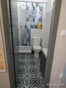 Lettys Studio - with Free Gym membership