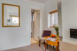 1 Lexham Gardens Hotel