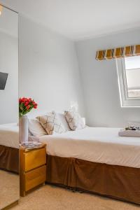 1 Lexham Gardens Hotel