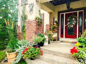 Wolf Creek Bed and Breakfast