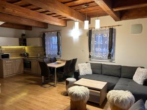 Chata pri jaskyni Bystrá