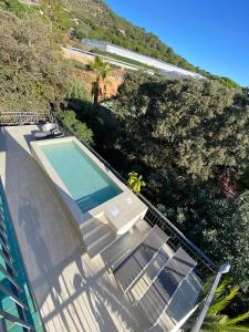 Villa Burriac with Private Pool, Costa Maresme, 20 minutes from Barcelona