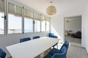 UrbanChicMalaga Sea ViewYear Pool 10m from Beach and Shops in Torremuelle