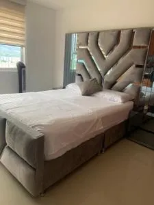 Habitaciones vista azul campestre-diagonal a la Foscal - 佛罗里达布兰卡