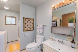 Trobele Cabin near Fish Lake by NW Comfy Cabins