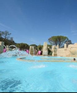 Campings Camping les Cigales - Mobil-home 4/6 personnes : photos des chambres