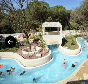 Campings Camping les Cigales - Mobil-home 4/6 personnes : photos des chambres