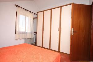 Apartments by the sea Pag - 6273