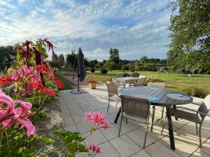 B&B / Chambres d'hotes La Ferme Delaunay : Chambre Double - Vue sur Jardin