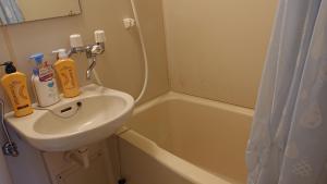 JING HOUSE渋谷ダブルベッド新宿・渋谷駅近