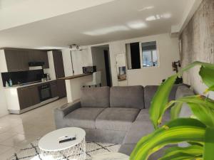 Appartements ZIN AND GREEN JACUZZI SuperbeT2 spacieux idealement situe : photos des chambres