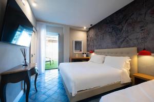 Triple Room with Terrace room in Hotel Sogaris