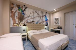 Superior Triple Room with Sea View room in Hotel Sogaris