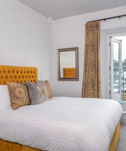 Keswick Lake Road Apartments