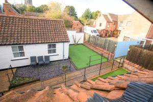 Cosy flat in the Town Centre - Pass the Keys
