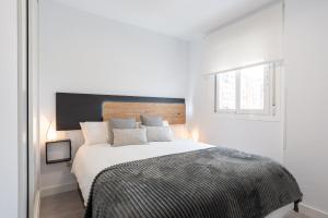 Modern apartment near Huelin Beach & Free Parking