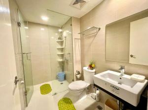 Luxury 1BR Unit with Pool at Venice Luxury Residences, Tower Domenico, McKinley Hill, Taguig City