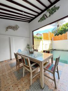 Villa Cinta Family