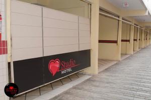 Studio Motel (Adult Only)