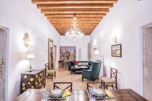 Ca San Beneto Completely Refurbished in a fabulously central area