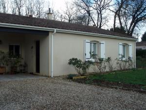 B&B / Chambres d'hotes Chez Marie et Gege : Chambre Double avec Salle de Bains Privative