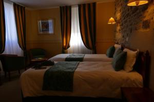 Hotels Logis Le Champalud : photos des chambres