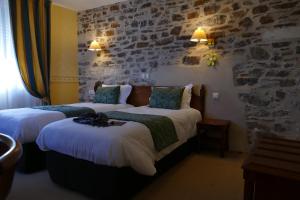 Hotels Logis Le Champalud : photos des chambres