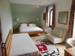 Family Room with Garden View room in Casa Rudi & Ella