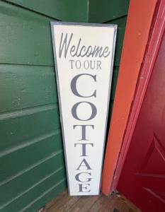 The Victorian Cottage at Creekside Camp & Cabins
