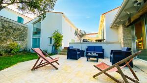 Villas Spacieuse villa dans le centre du village a proximite de la mer et du port : photos des chambres