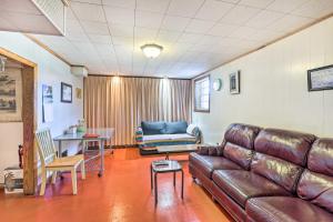 Pet-Friendly Birmingham Apartment with Patio!