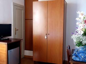 Einzelzimmer mit Balkon