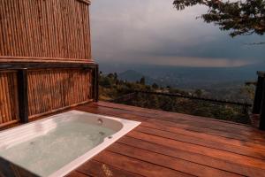 Romero Glamping y Cabañas