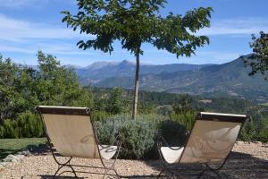 Maisons de vacances Le Vieil Aiglun : photos des chambres