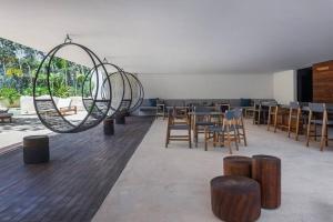 MODERN JUNGLE BOUTIQUE STUDIO W AMAZING AMENITIES