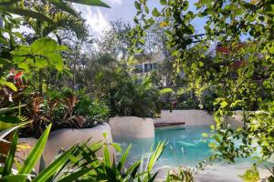 MODERN JUNGLE BOUTIQUE STUDIO W AMAZING AMENITIES