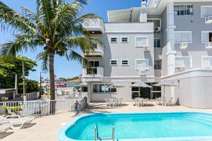 Prédio com apartamentos completos, com piscina e a passos da praia - Agua Marinha - アパートメント, フロリアノポリス
